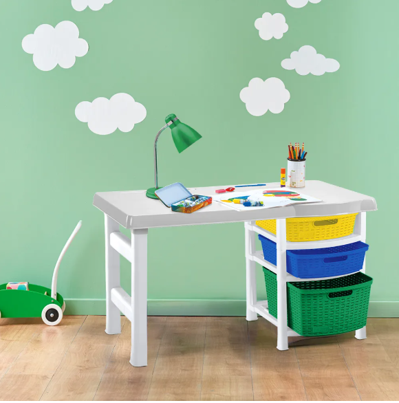 Escritorio infantil con compartimientos